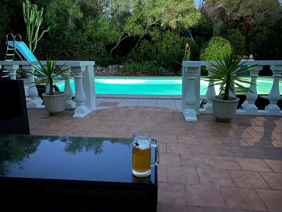 Villa Cecylia Es Canutells Exteriör bild